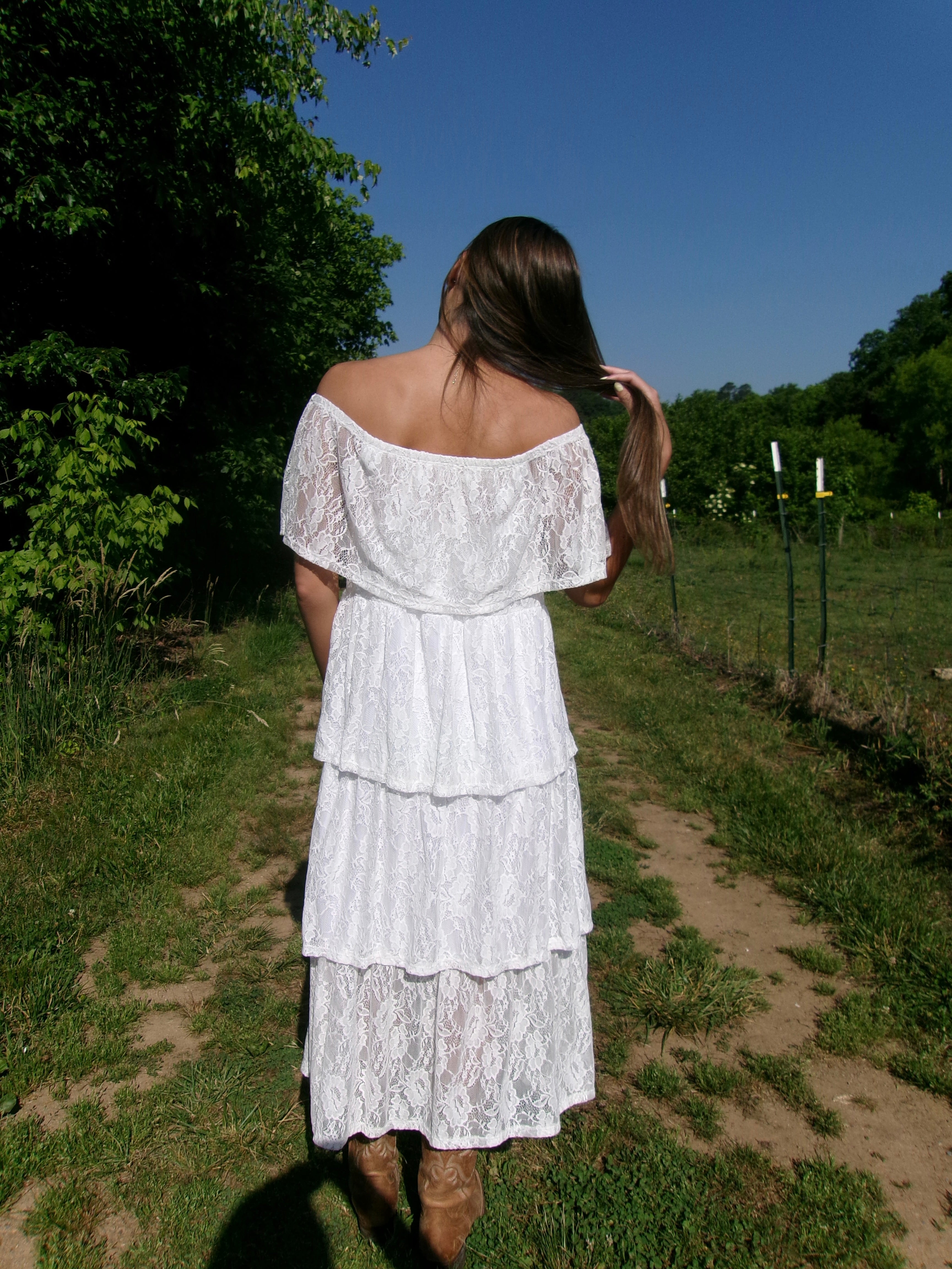 Romantic Lace Maxi in Ivory